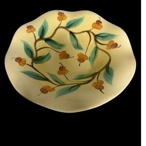 Gail Pittman Hand Painted Ceramic Bowl Yellow Scalloped Botanical Vine Berry EX